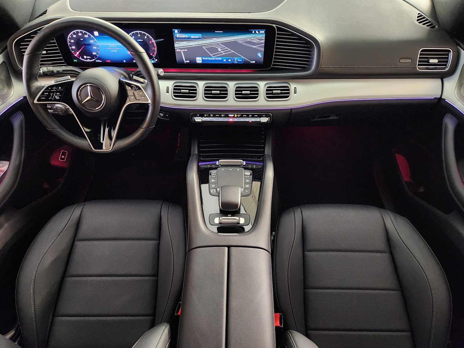 Used 2026 Mercedes-Benz GLS 450 4MATIC image 4
