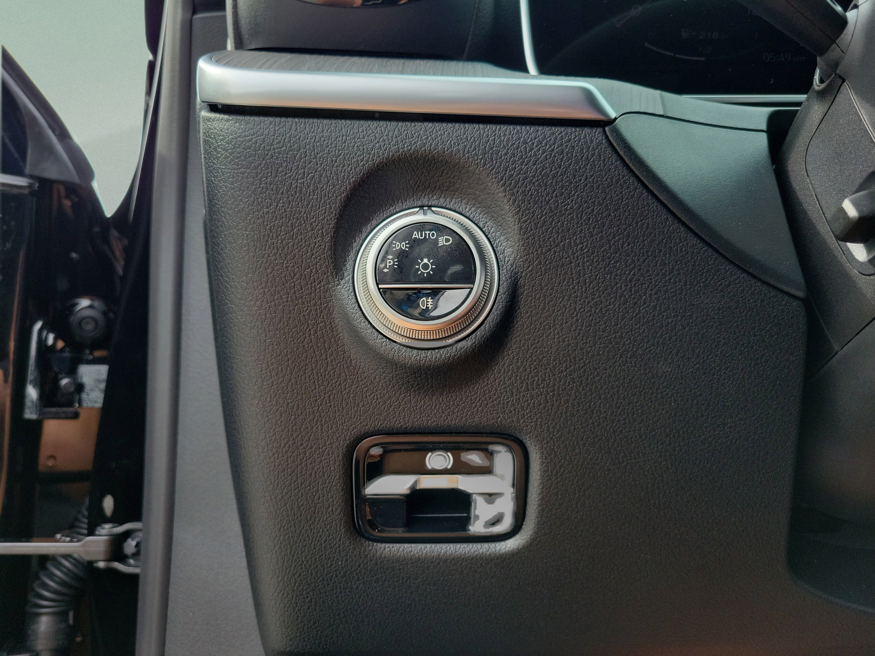 Certified 2026 Mercedes-Benz C 300 Sedan image 17