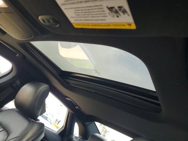 Used 2019 Lincoln MKZ Reserve AWD/4WD image 16