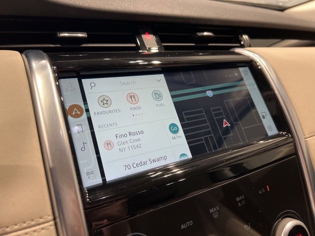 Used 2023 Land Rover Discovery Sport S image 26