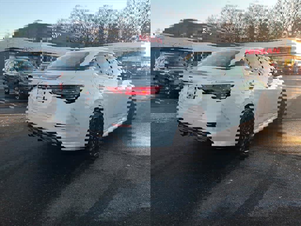 Certified 2021 Nissan Sentra SR image 5