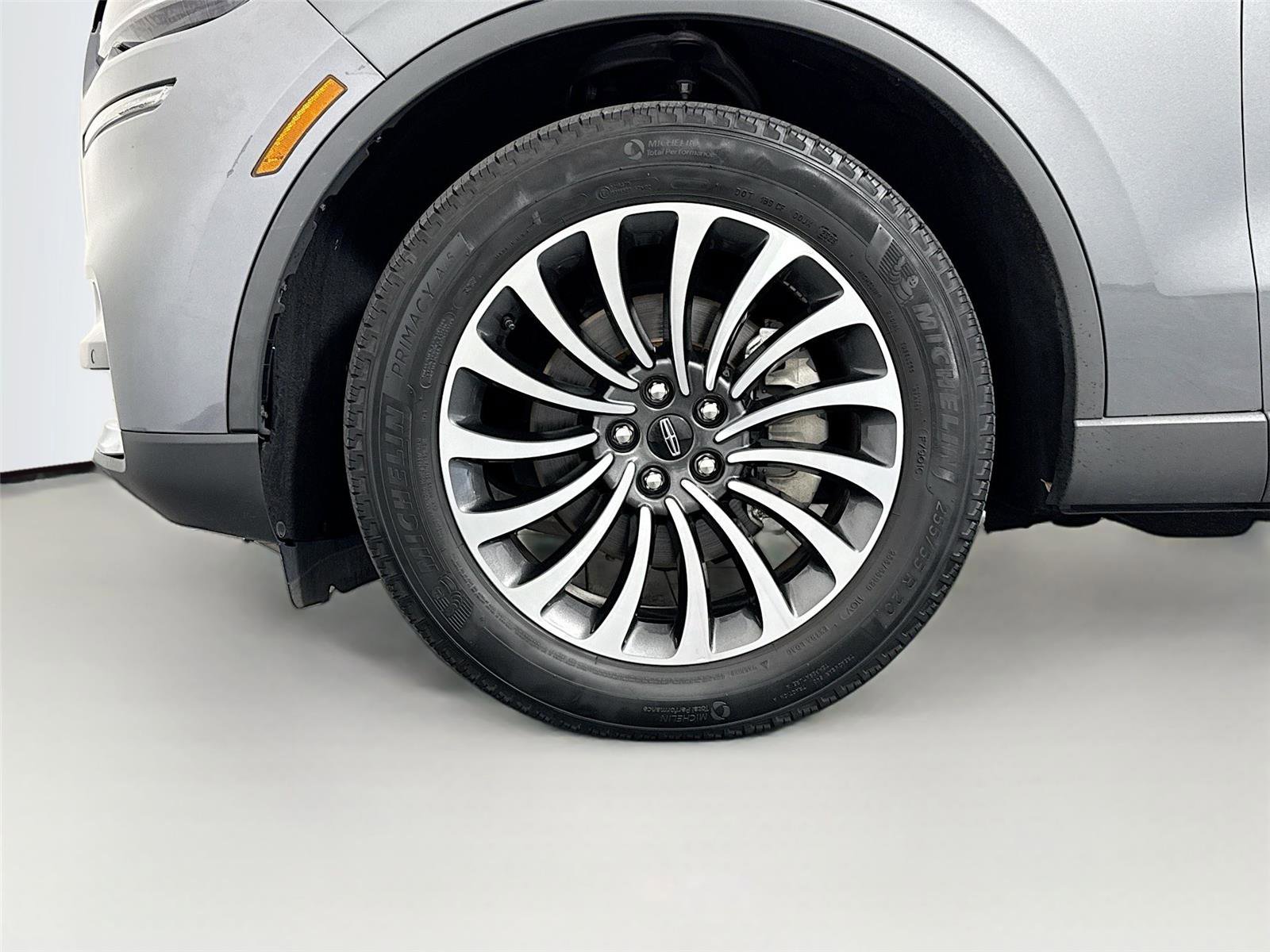 Used 2023 Lincoln Aviator Reserve image 35