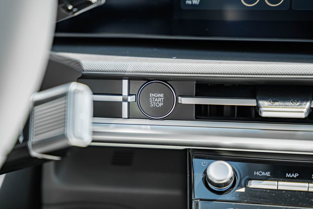 New 2026 Hyundai Santa Fe SEL image 24