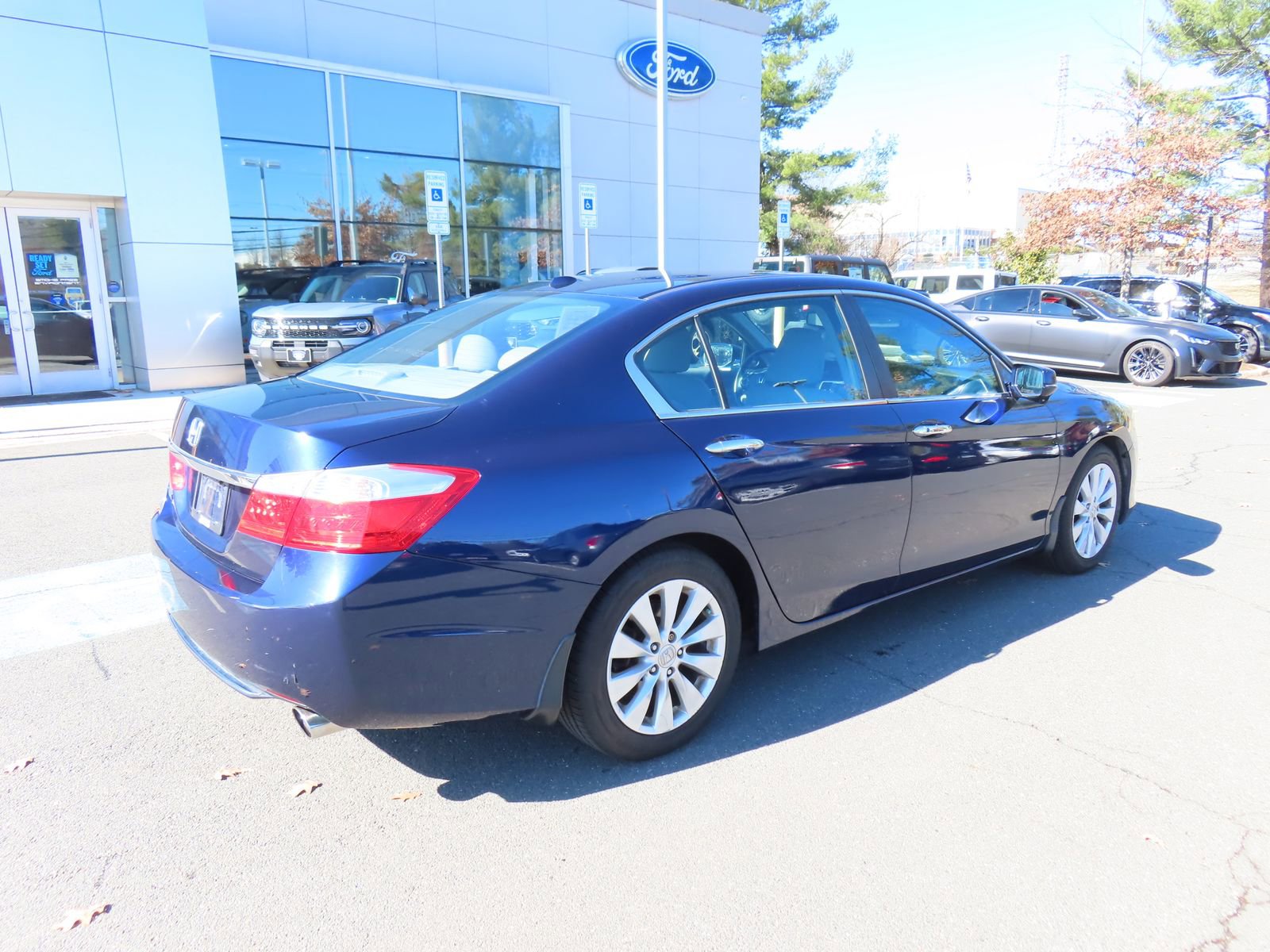 Used 2013 Honda Accord EX-L image 5