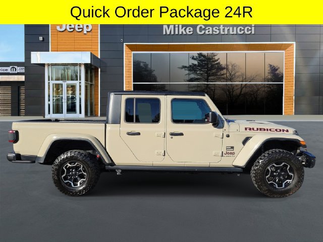 Used 2022 Jeep Gladiator Rubicon w/ LED Lighting Group AWD/4WD image 3