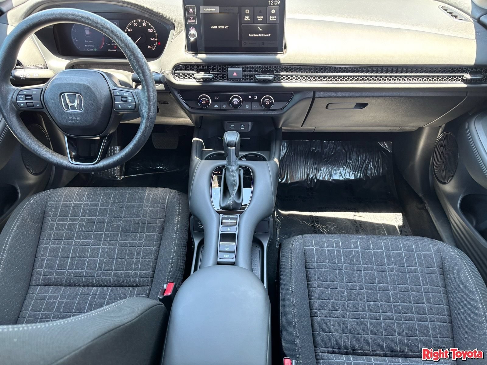 Used 2027 Honda HR-V LX image 17