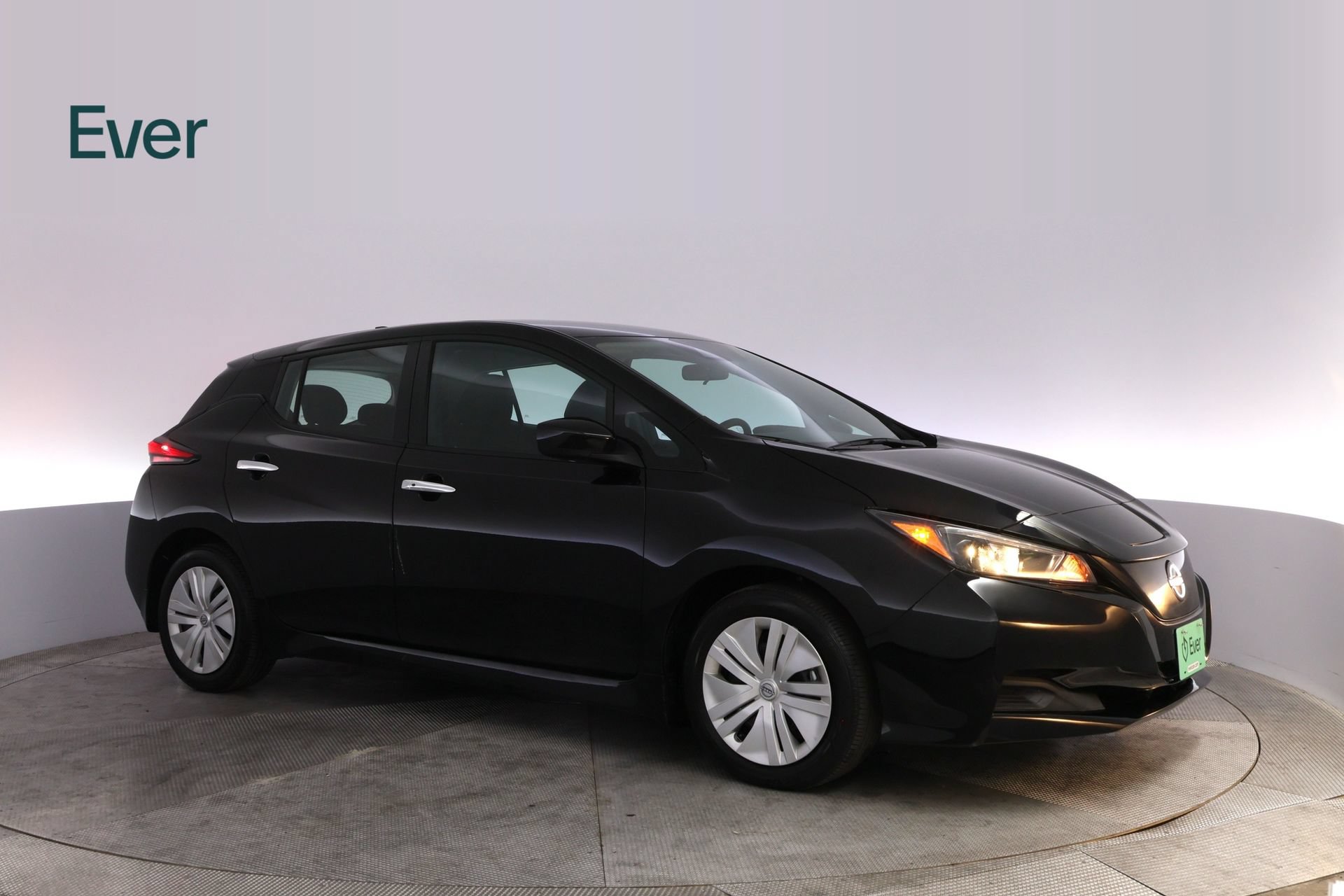 Used 2025 Nissan Leaf S FWD image 14