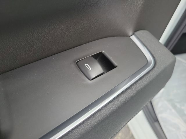 New 2026 GMC Sierra 1500 Elevation image 16