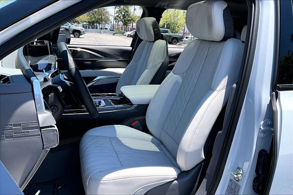 New 2026 Cadillac Escalade IQL Luxury w/ LPO, Floor Liner Package AWD/4WD image 12