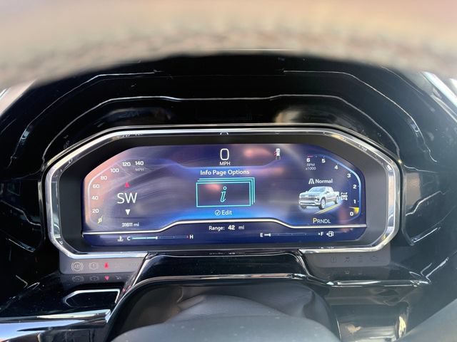Used 2024 Chevrolet Silverado 1500 LT AWD/4WD image 21