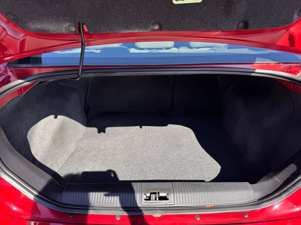 Used 2009 Ford Focus SE FWD image 9