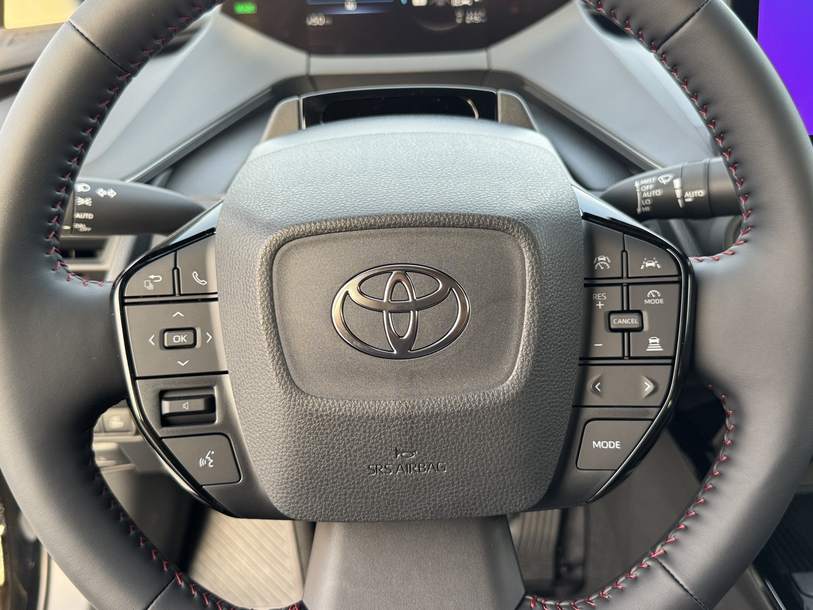 New 2026 Toyota Prius Plug-In Hybrid FWD image 21