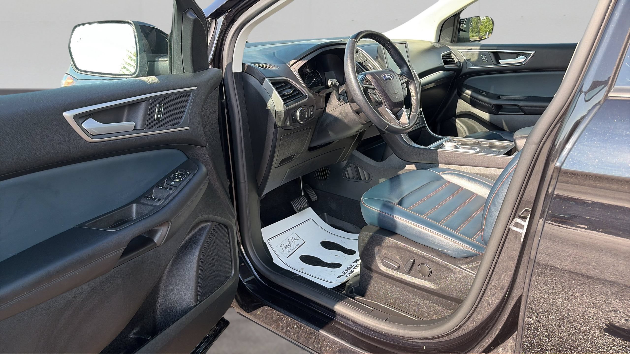 Used 2024 Ford Edge SEL w/ Sport Appearance Package AWD/4WD image 14