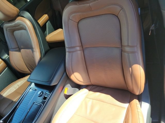 Certified 2023 Lincoln Aviator Reserve w/ Equipment Group 201A AWD/4WD image 29