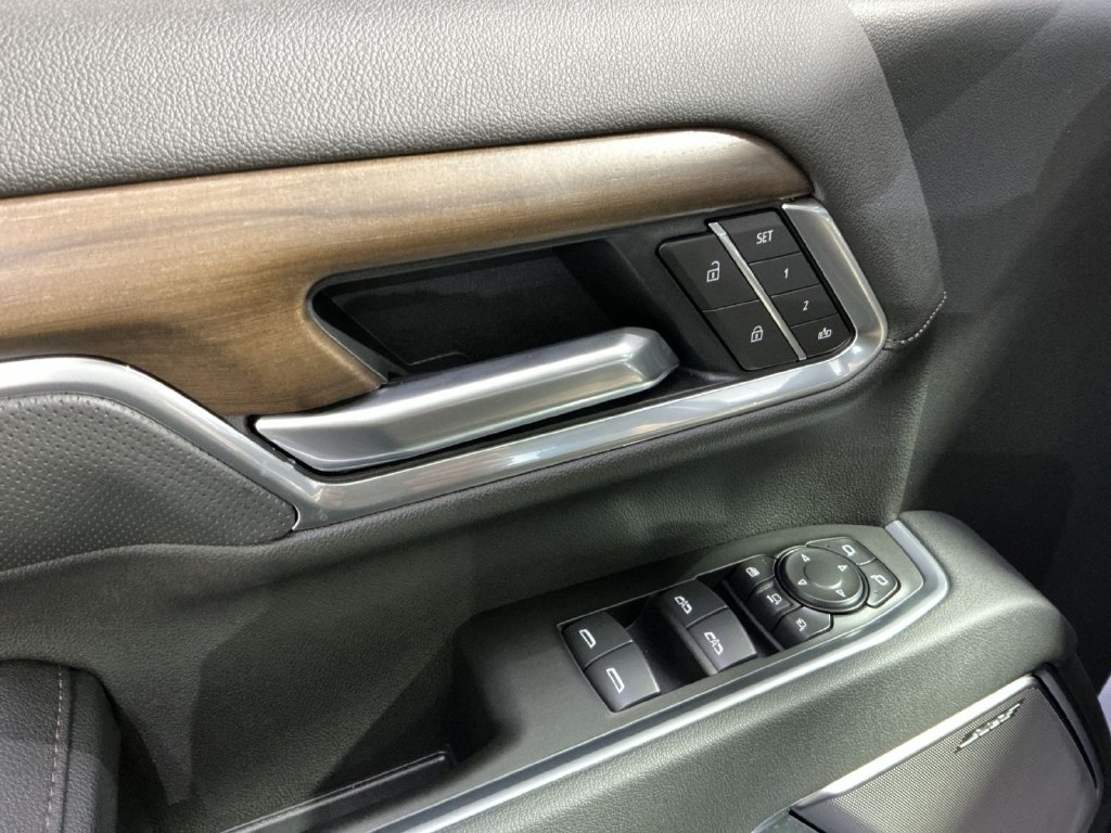 New 2026 Chevrolet Silverado 3500 High Country AWD/4WD image 16