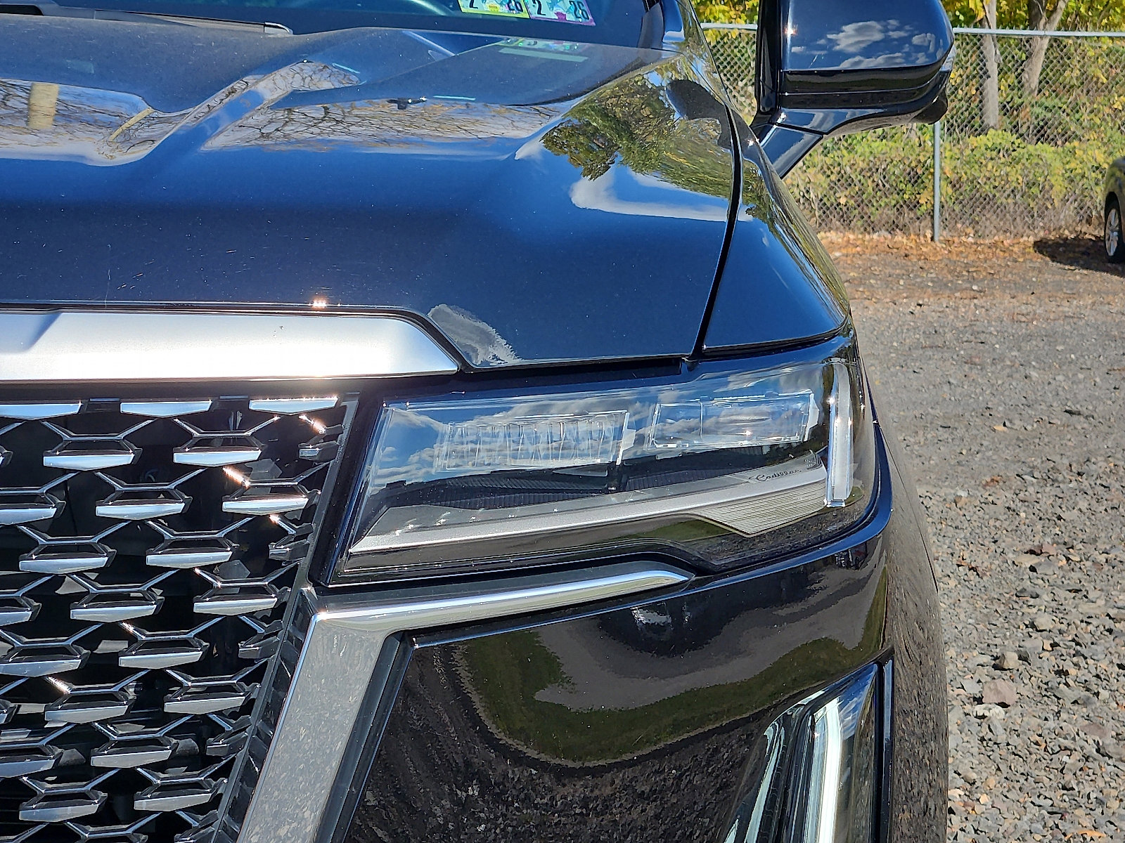 Used 2024 Cadillac Escalade ESV Luxury image 9