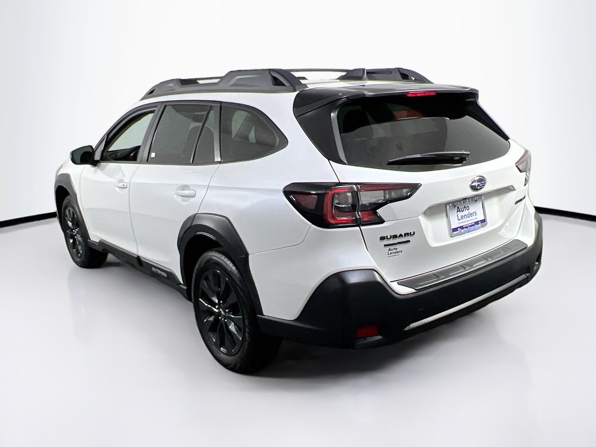 Used 2023 Subaru Outback Onyx Edition AWD/4WD image 7