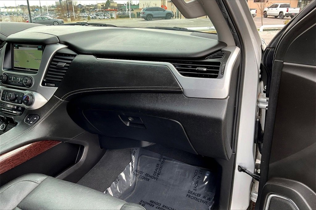 Used 2019 GMC Yukon XL SLT w/ Premium Edition image 16