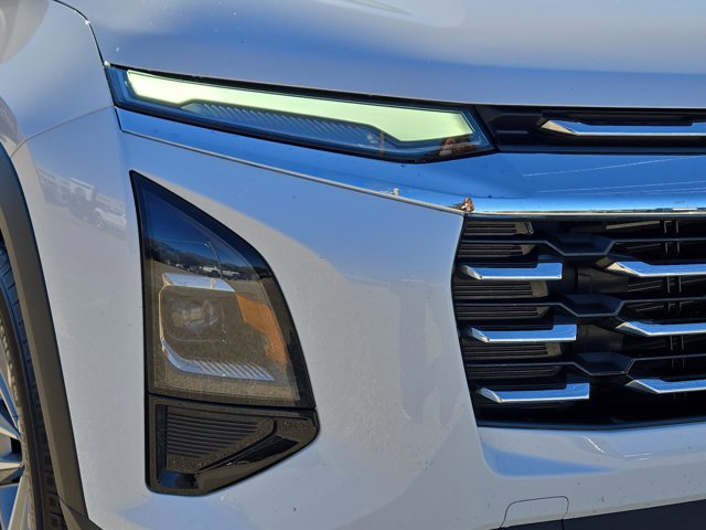Used 2025 Chevrolet Equinox LT AWD/4WD image 3