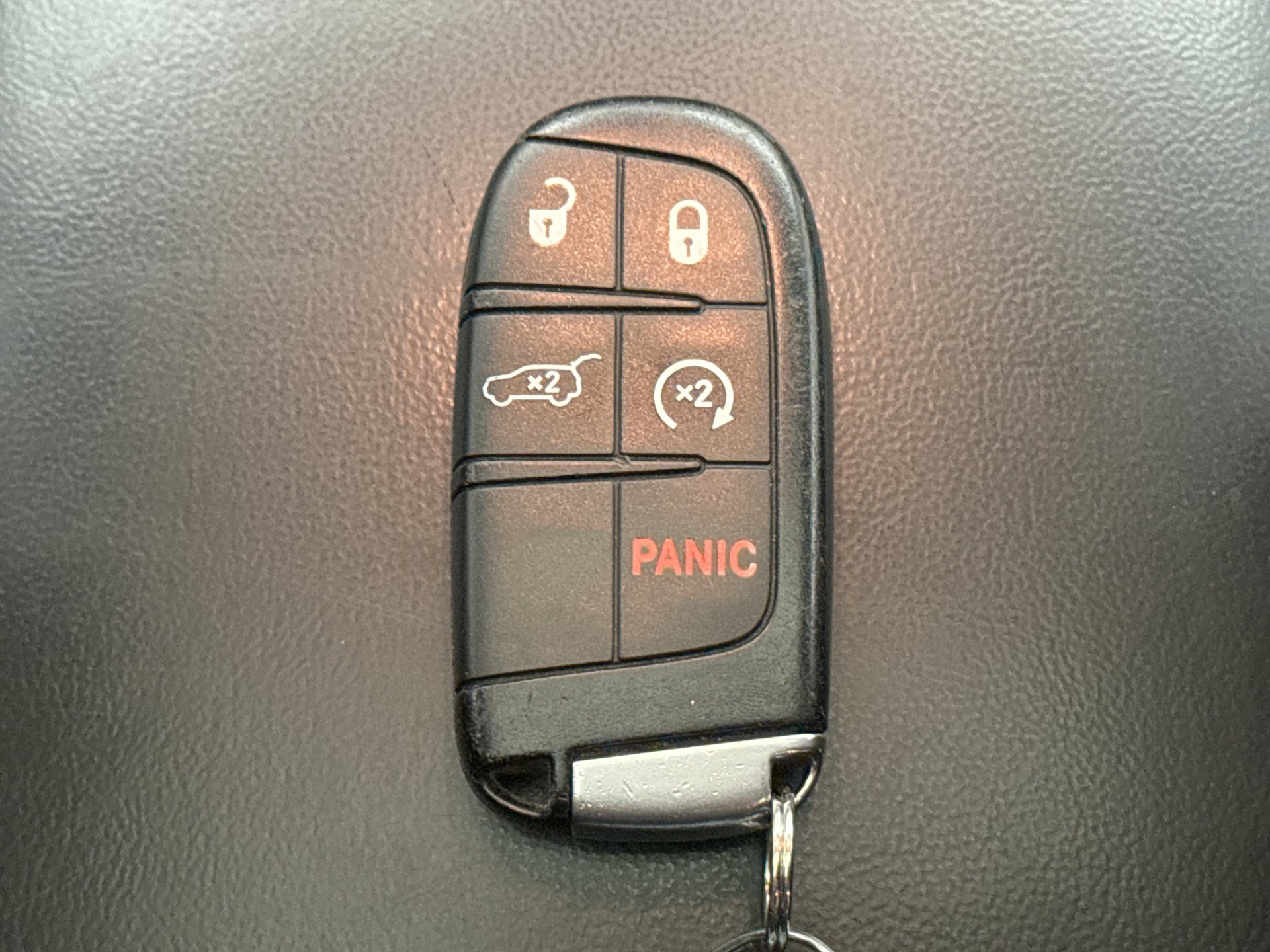 Used 2019 Jeep Grand Cherokee Limited AWD/4WD image 23