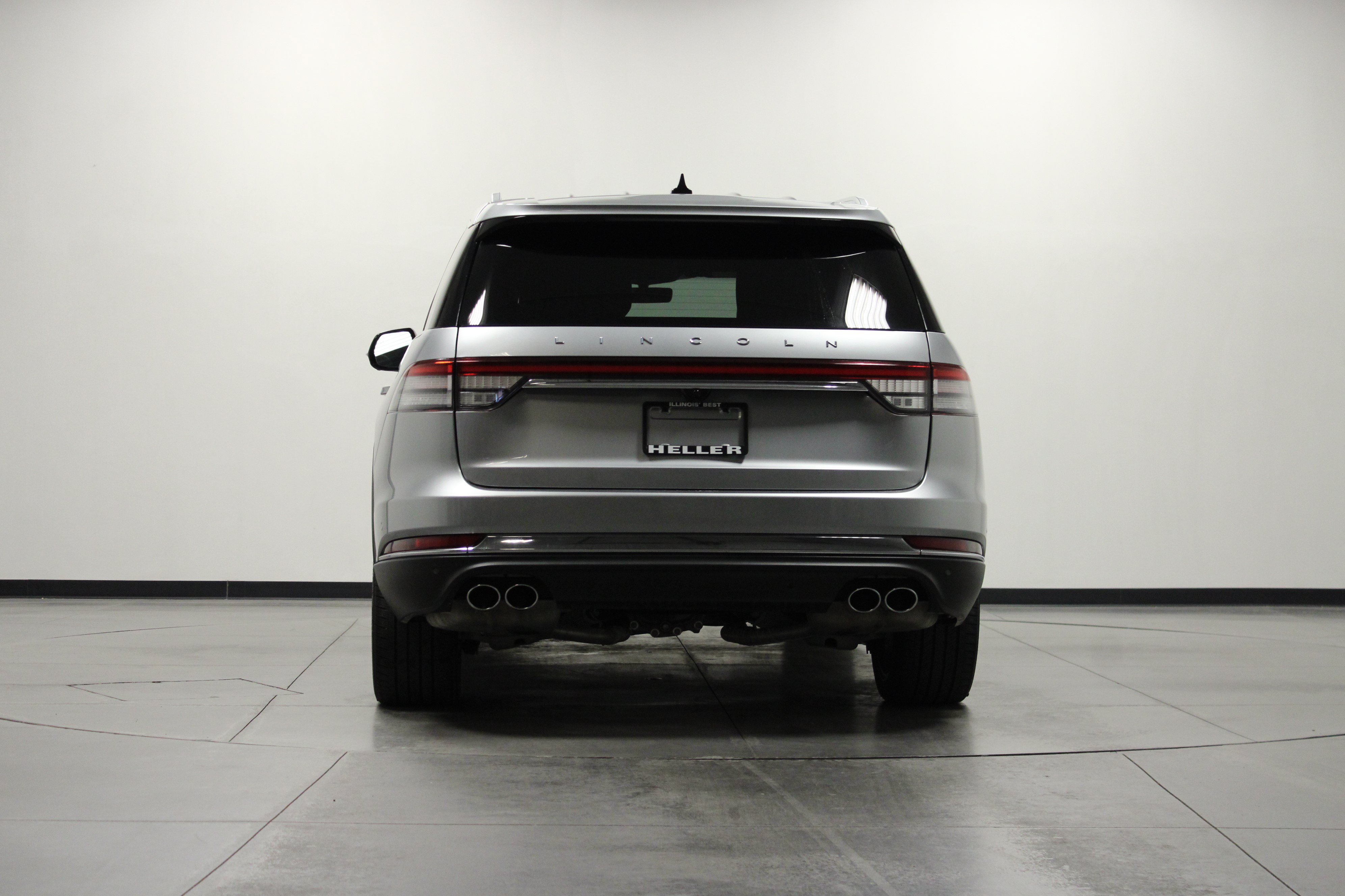 Used 2022 Lincoln Aviator Reserve w/ Equipment Group 201A AWD/4WD image 5