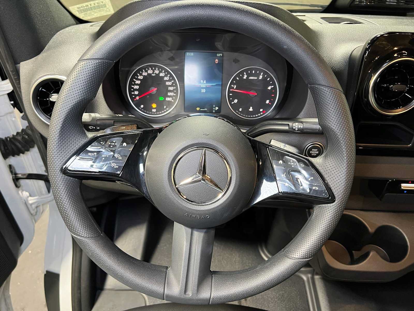 New 2025 Mercedes-Benz Sprinter 2500 image 25