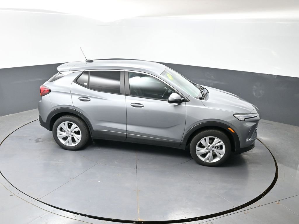 Used 2025 Buick Encore GX Preferred AWD/4WD image 43