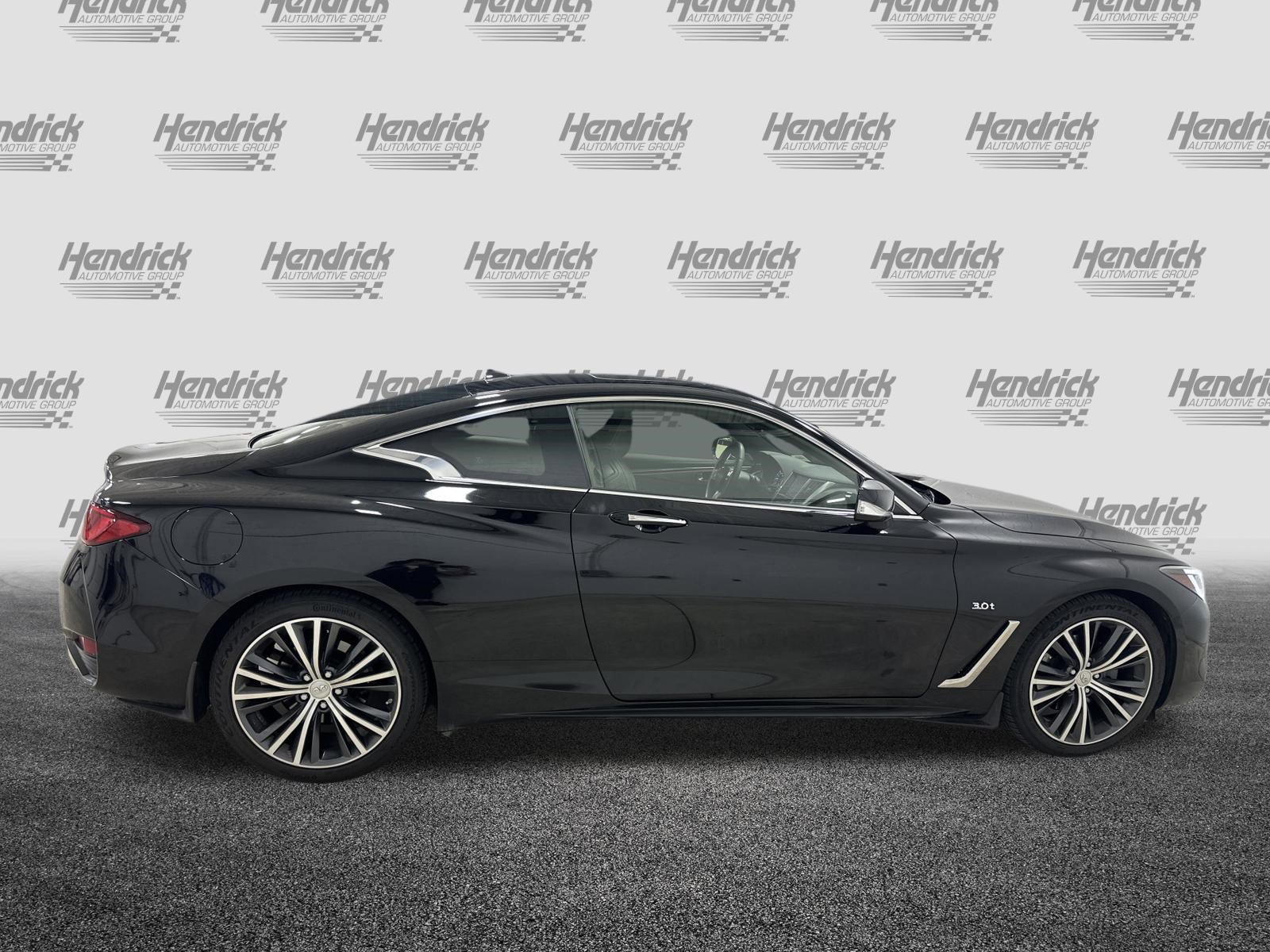 Used 2018 INFINITI Q60 3.0t Luxe w/ Sensory Package 3.0T Luxe AWD/4WD image 11