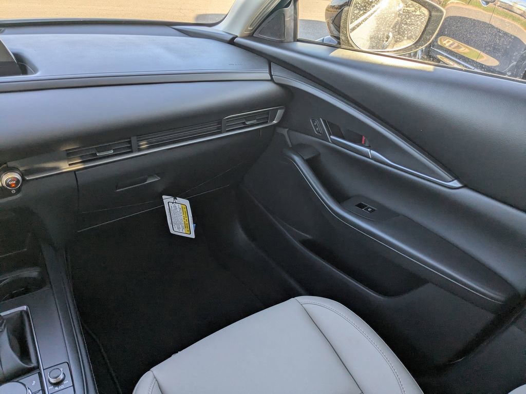 New 2026 MAZDA CX-30 AWD 2.5 S w/ Select Sport Pkg image 17