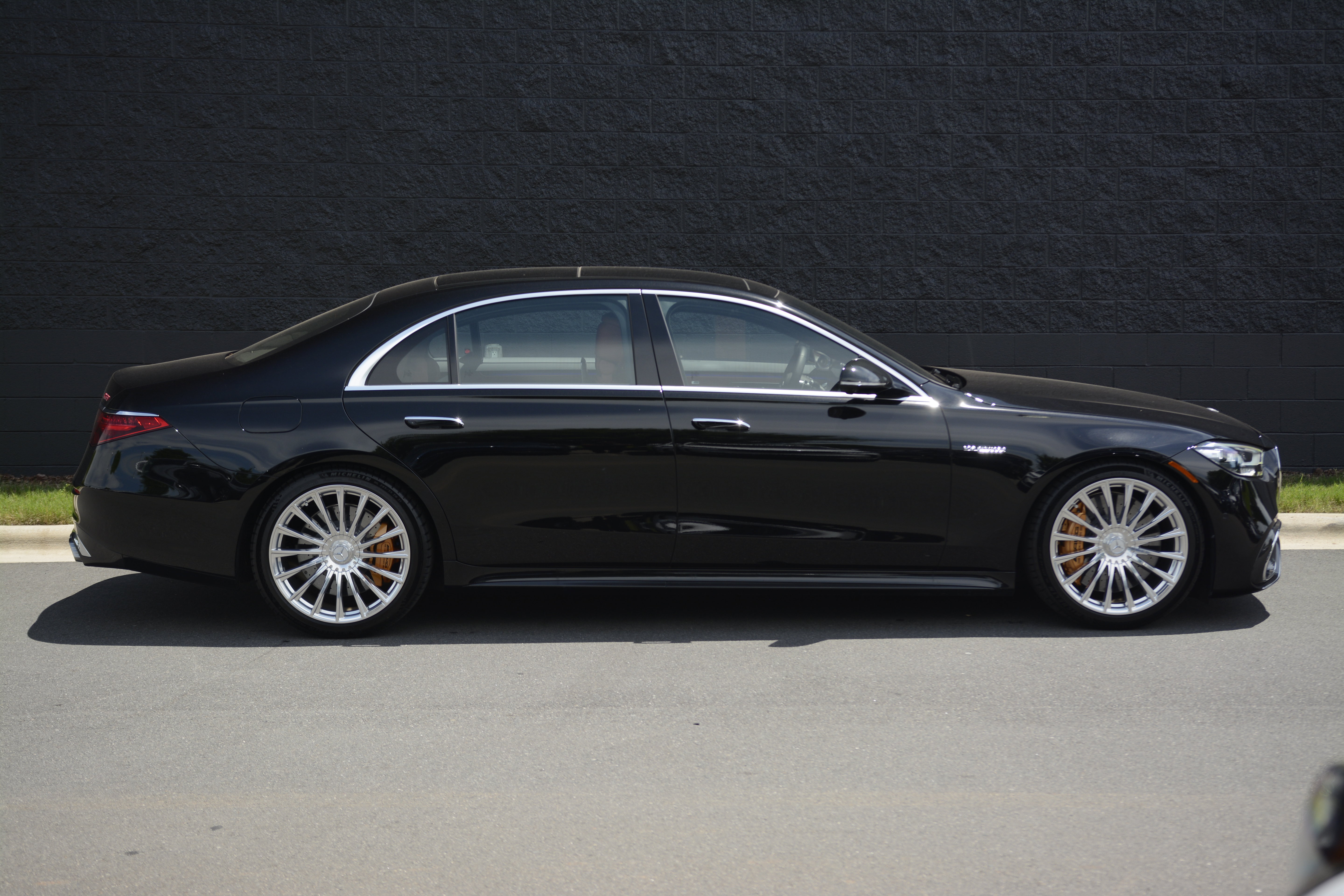 Used 2025 Mercedes-Benz S 63 AMG S image 8