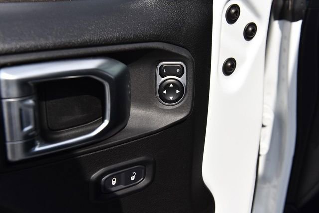 Used 2022 Jeep Wrangler Unlimited Sport image 8