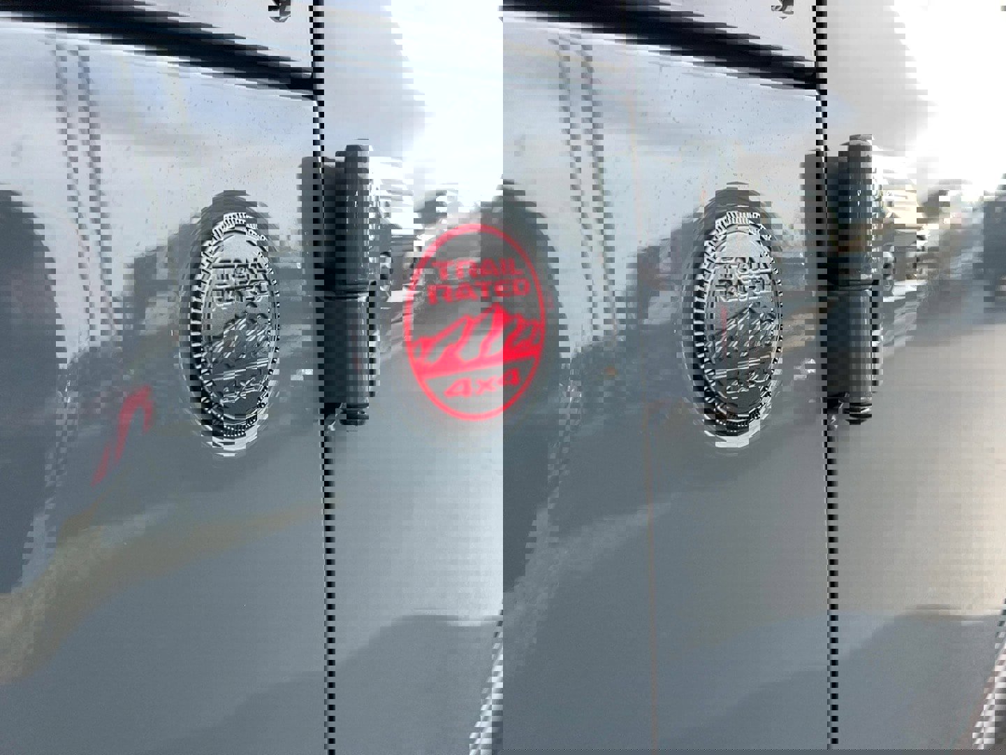 Used 2024 Jeep Wrangler Unlimited Rubicon image 11