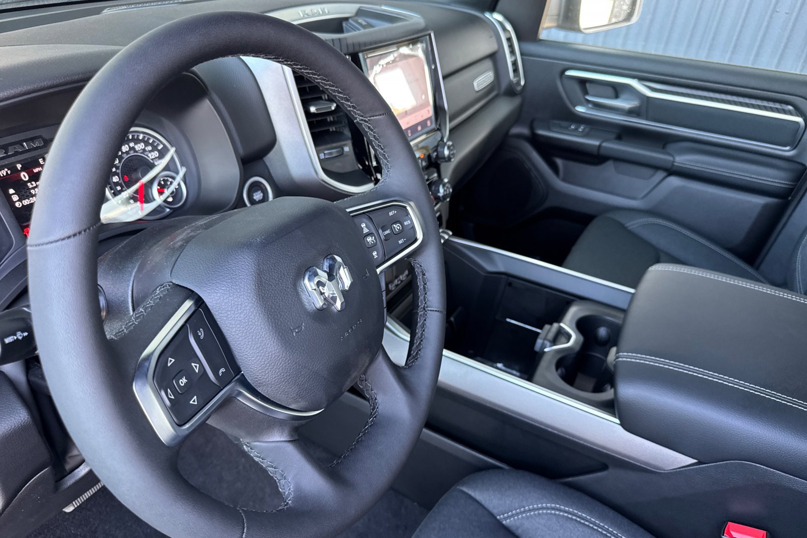 New 2027 RAM 1500 4x4 Crew Cab image 9