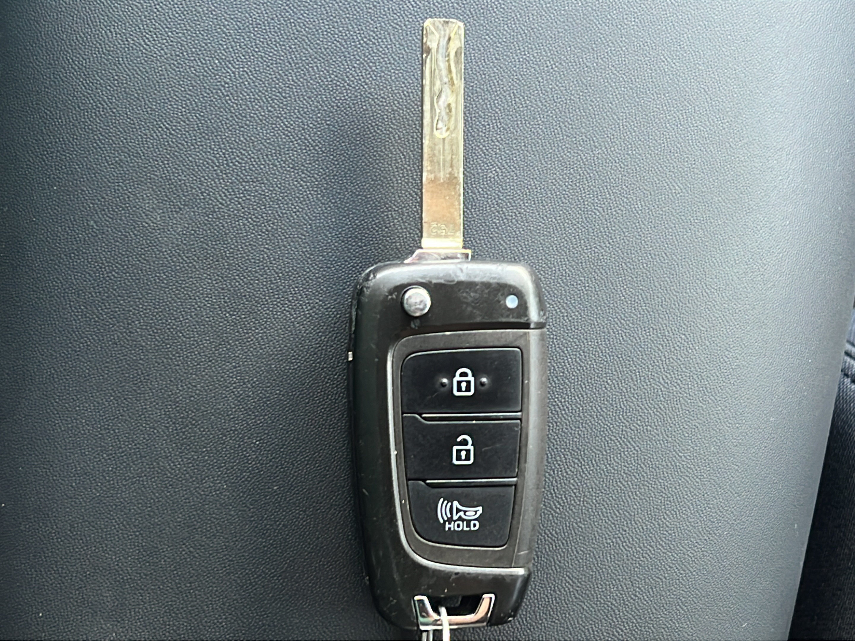 Used 2023 Hyundai Santa Fe SE FWD image 23