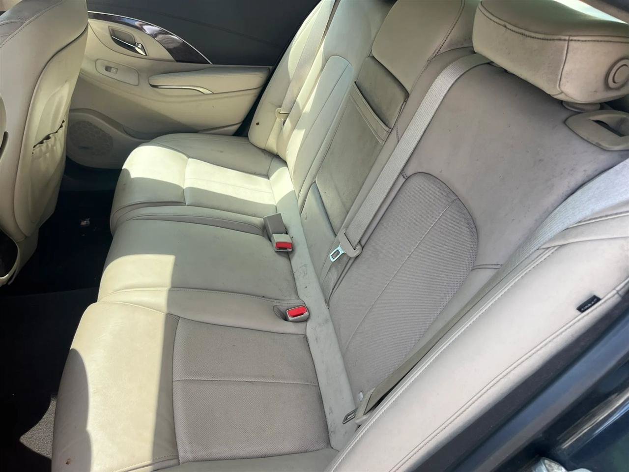 Used 2014 Buick LaCrosse Premium FWD image 11