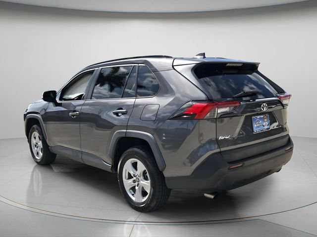 Used 2021 Toyota RAV4 XLE w/ Convenience Package FWD image 8