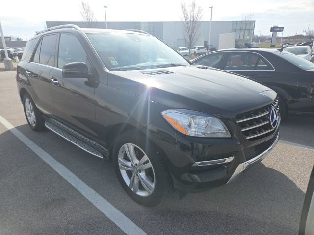 Used 2013 Mercedes-Benz ML 350 BlueTEC 4MATIC image 1