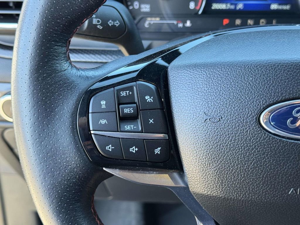 Certified 2023 Ford Explorer ST-Line w/ Class IV Trailer Tow Package image 10