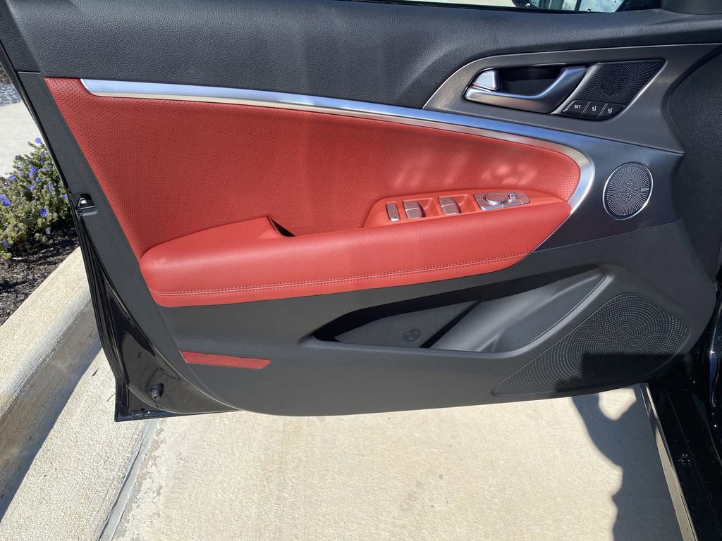 New 2025 Genesis G70 2.5T w/ Sport Prestige Package image 13