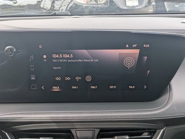 Used 2024 Buick Encore GX Sport Touring FWD image 18