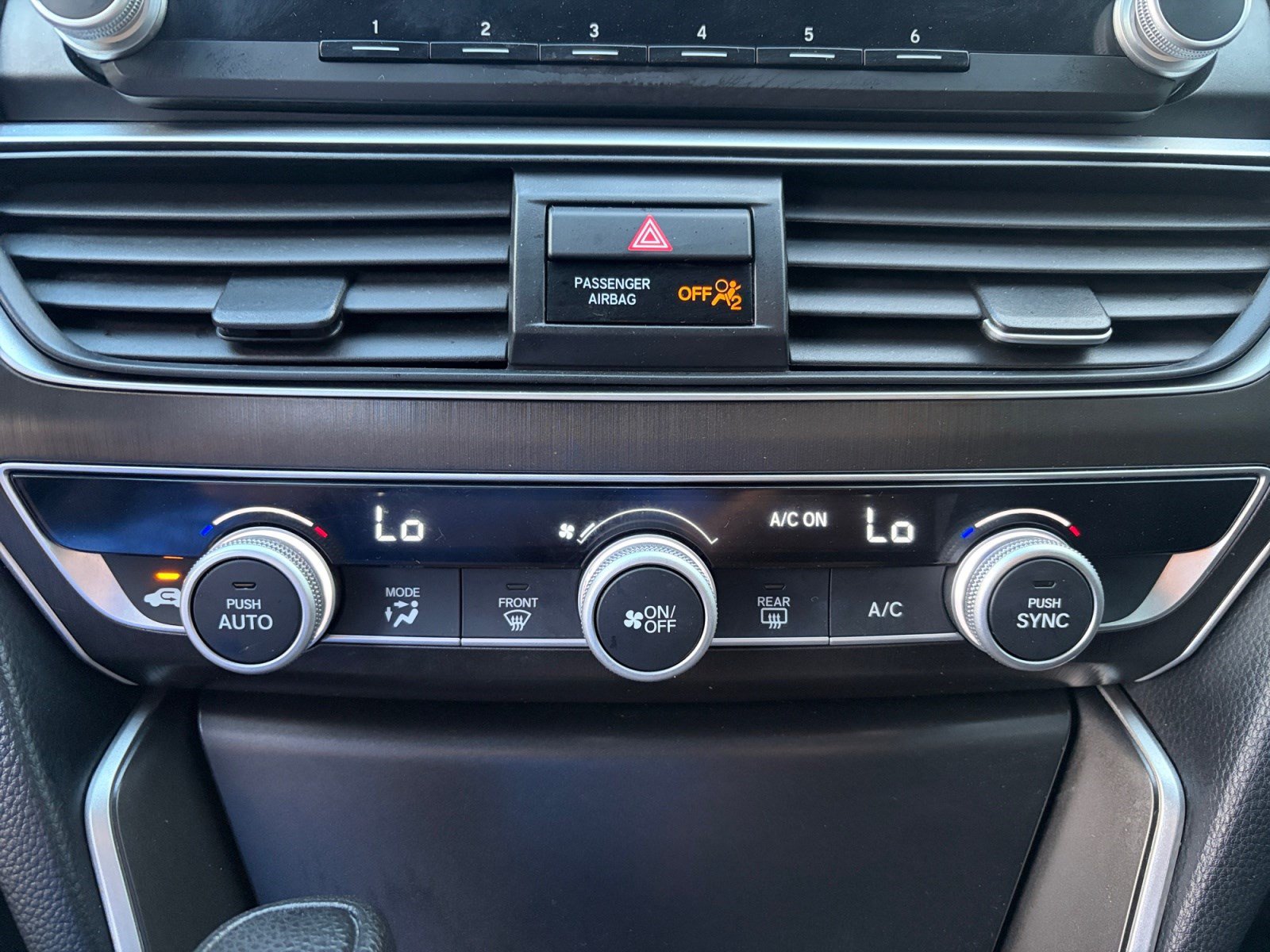Used 2019 Honda Accord LX image 21