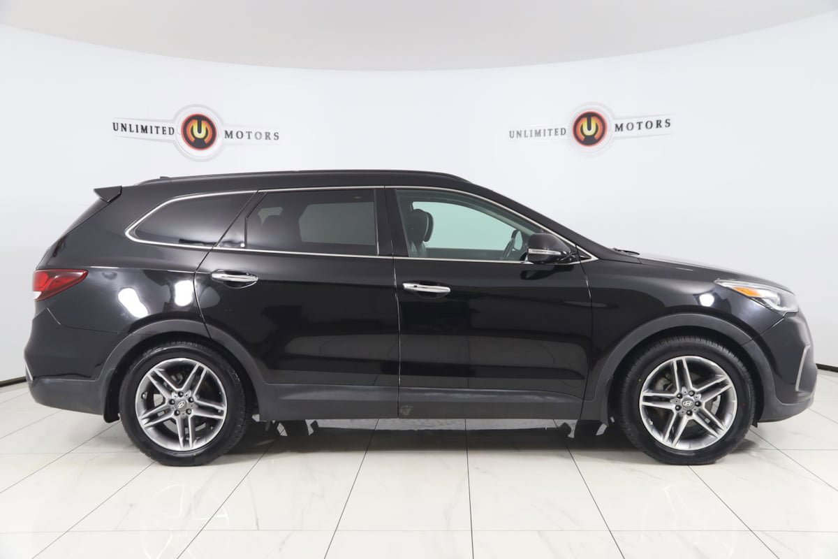 Used 2017 Hyundai Santa Fe FWD w/ SE Ultimate Tech Package 03 image 2