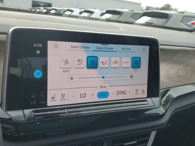 New 2026 Volkswagen Atlas SE FWD image 20