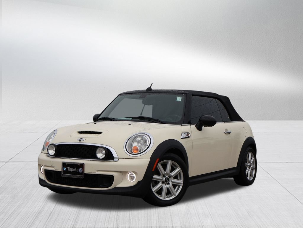 Used 2015 MINI Cooper S FWD image 1