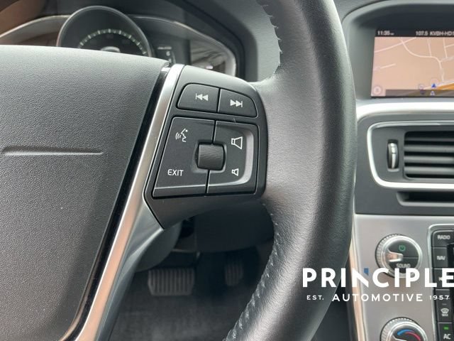 Used 2018 Volvo V60 T5 Cross Country w/ Convenience Package AWD/4WD image 19