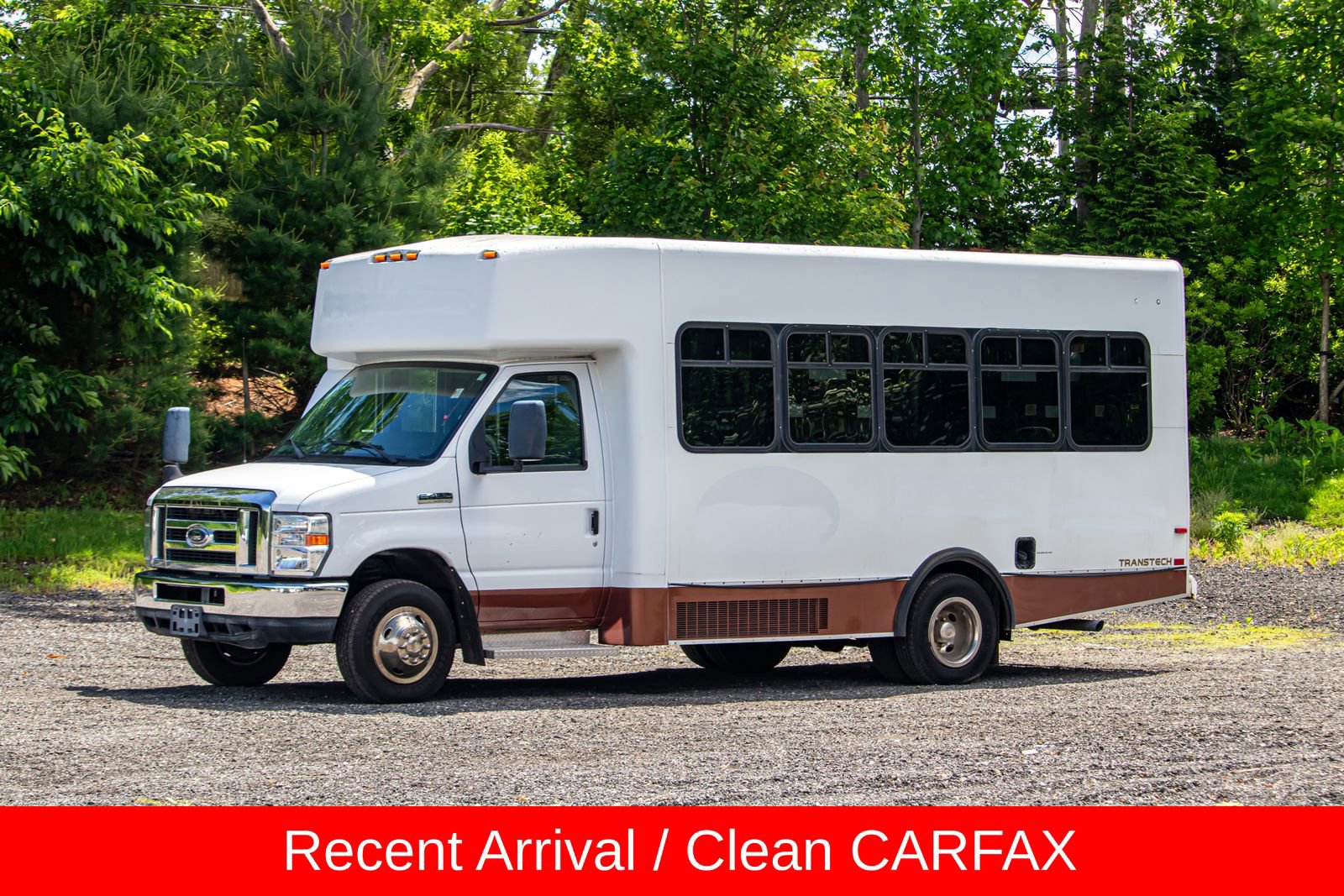 Used 2014 Ford E-450 and Econoline 450 Super Duty w/ Shuttle Bus Prep Package RWD image 3