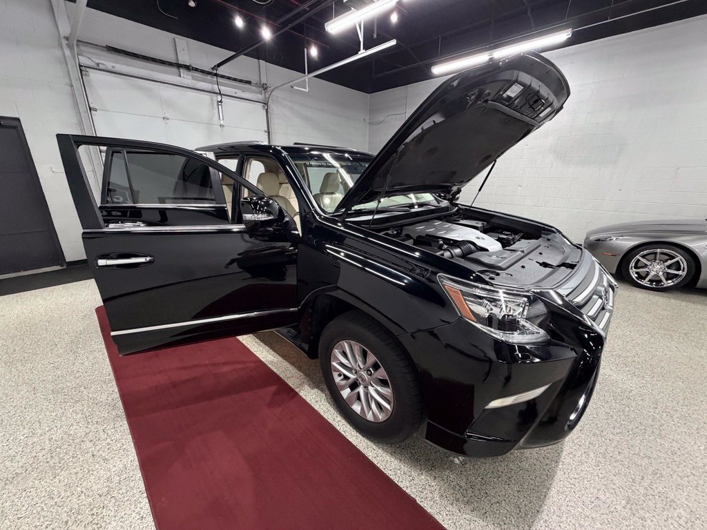 Used 2017 Lexus GX 460 Premium AWD/4WD image 48