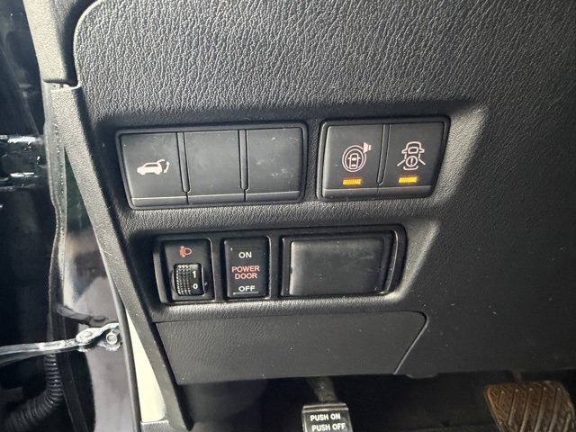 Used 2019 Nissan Armada SL w/ Premium Package image 12