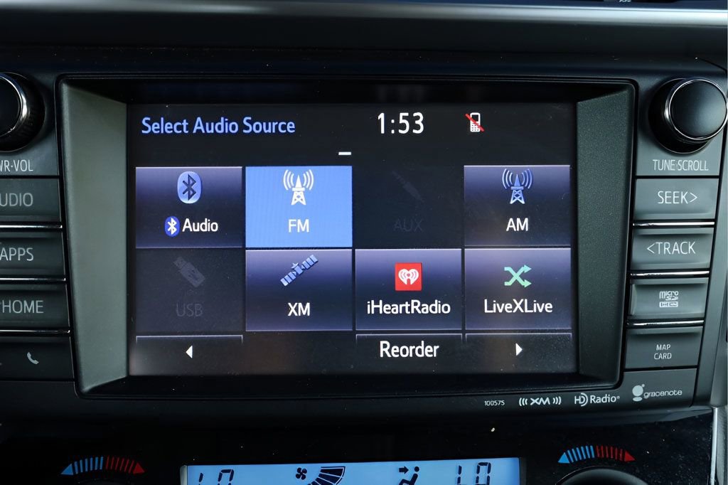 Used 2016 Toyota RAV4 Limited image 26