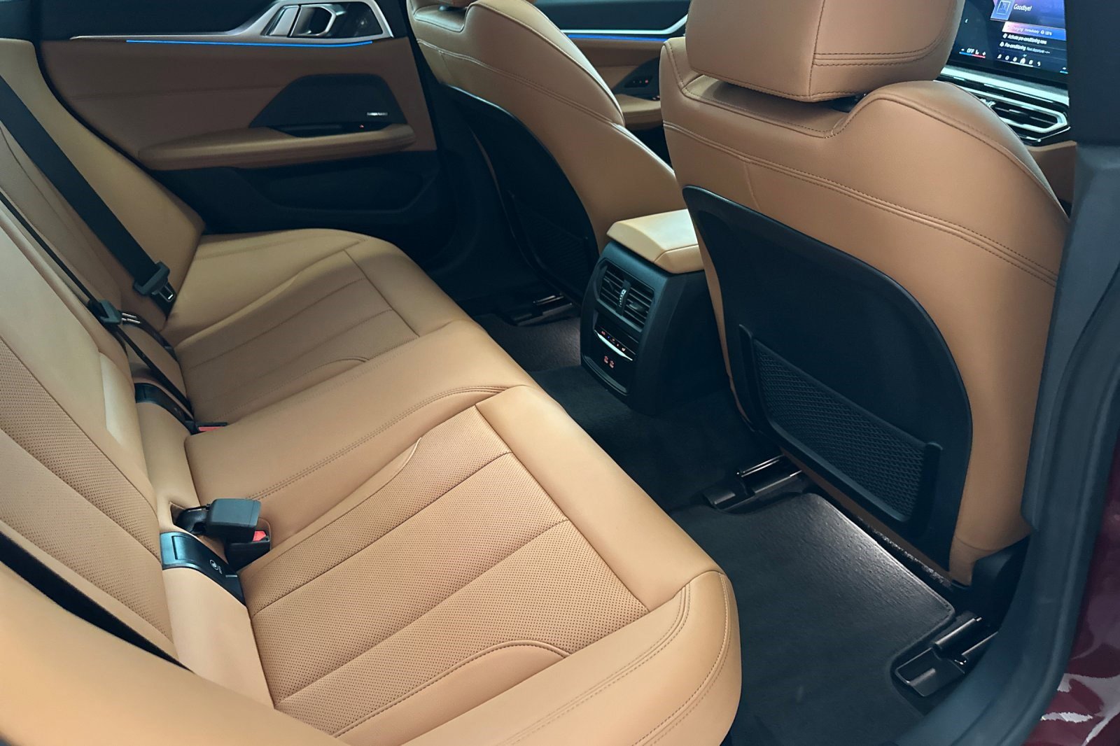 Certified 2024 BMW i4 eDrive35 w/ M Sport Package image 30